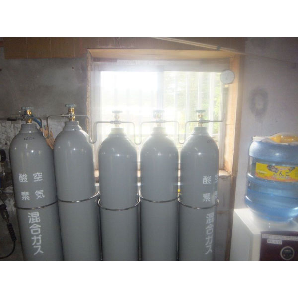 混合ガスの親容器システムです