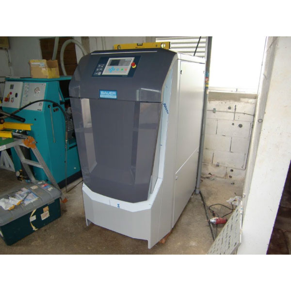 バウアーのV540コンプレッサーです